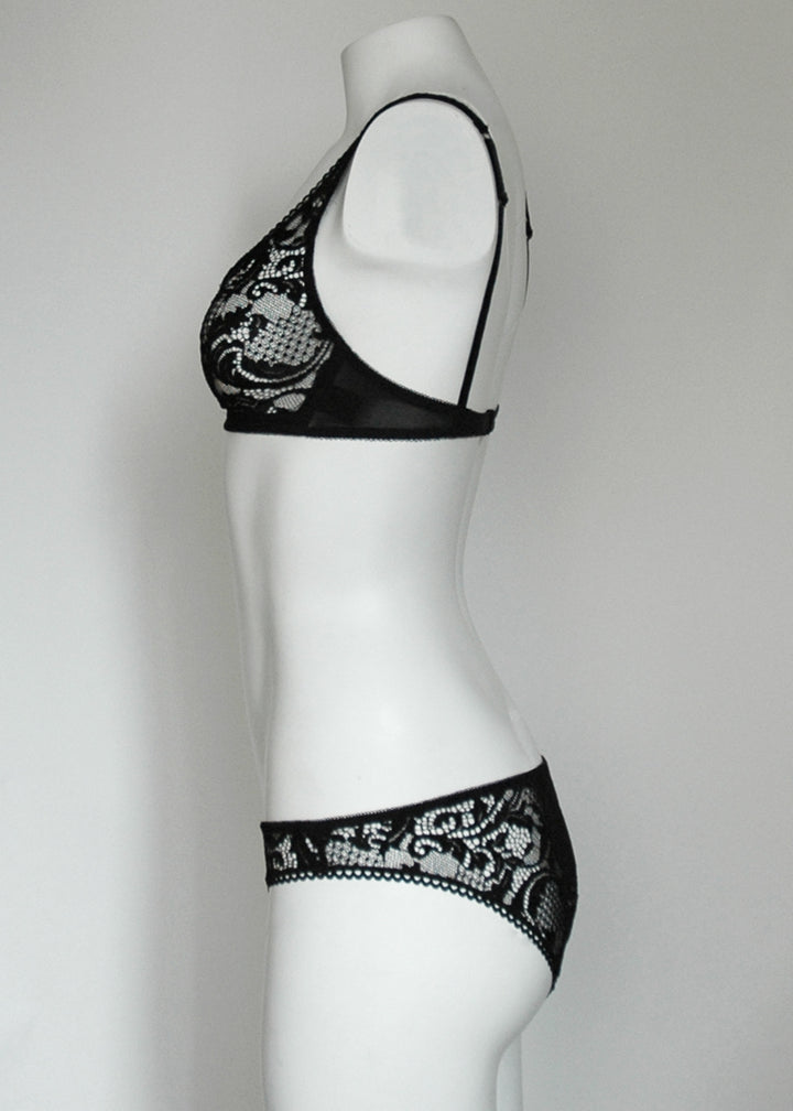 Versailles French Lace Triangle Bra
